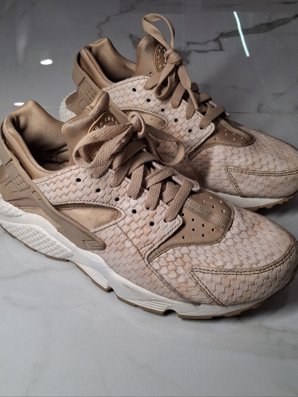 Nike Air Huarache Snakeskin Beige Lace Up Running Sneaker US 9